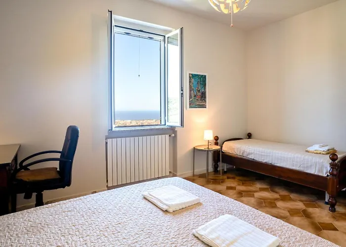 Borgo Pasqui Diano Castello