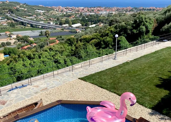 Borgo Pasqui * Diano Marina